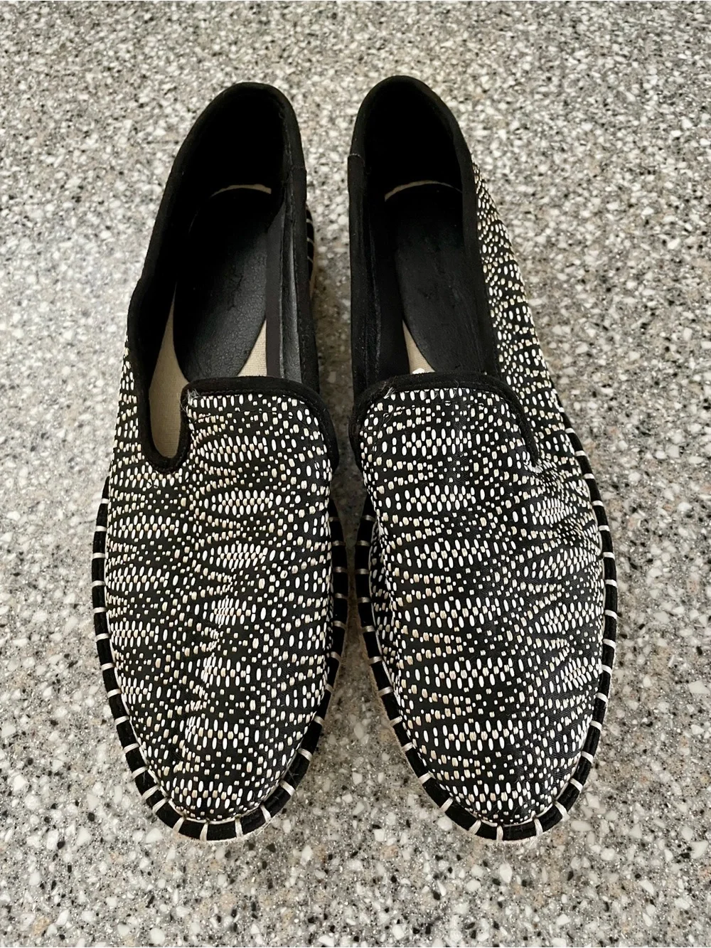 NWOT Universal Thread Slip-On Espadrilles Women’s Size 10